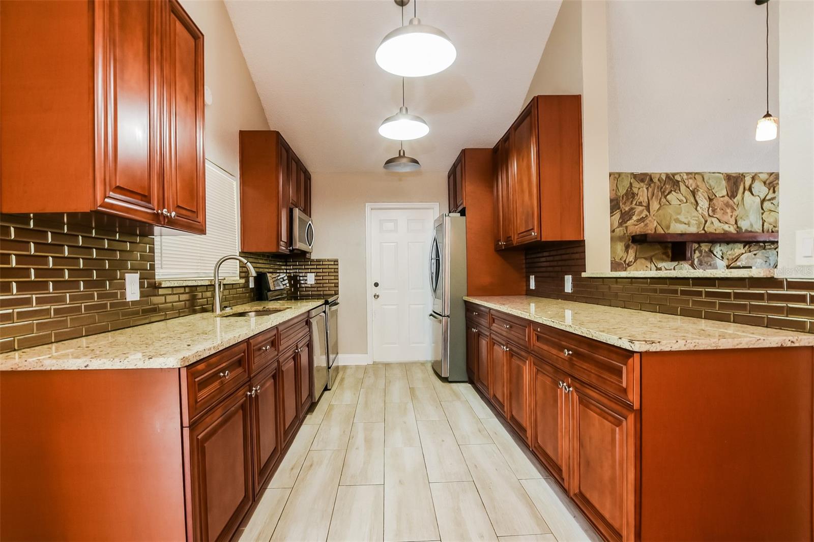 1582 DARLINGTON AVE, DELTONA, FL, 32725