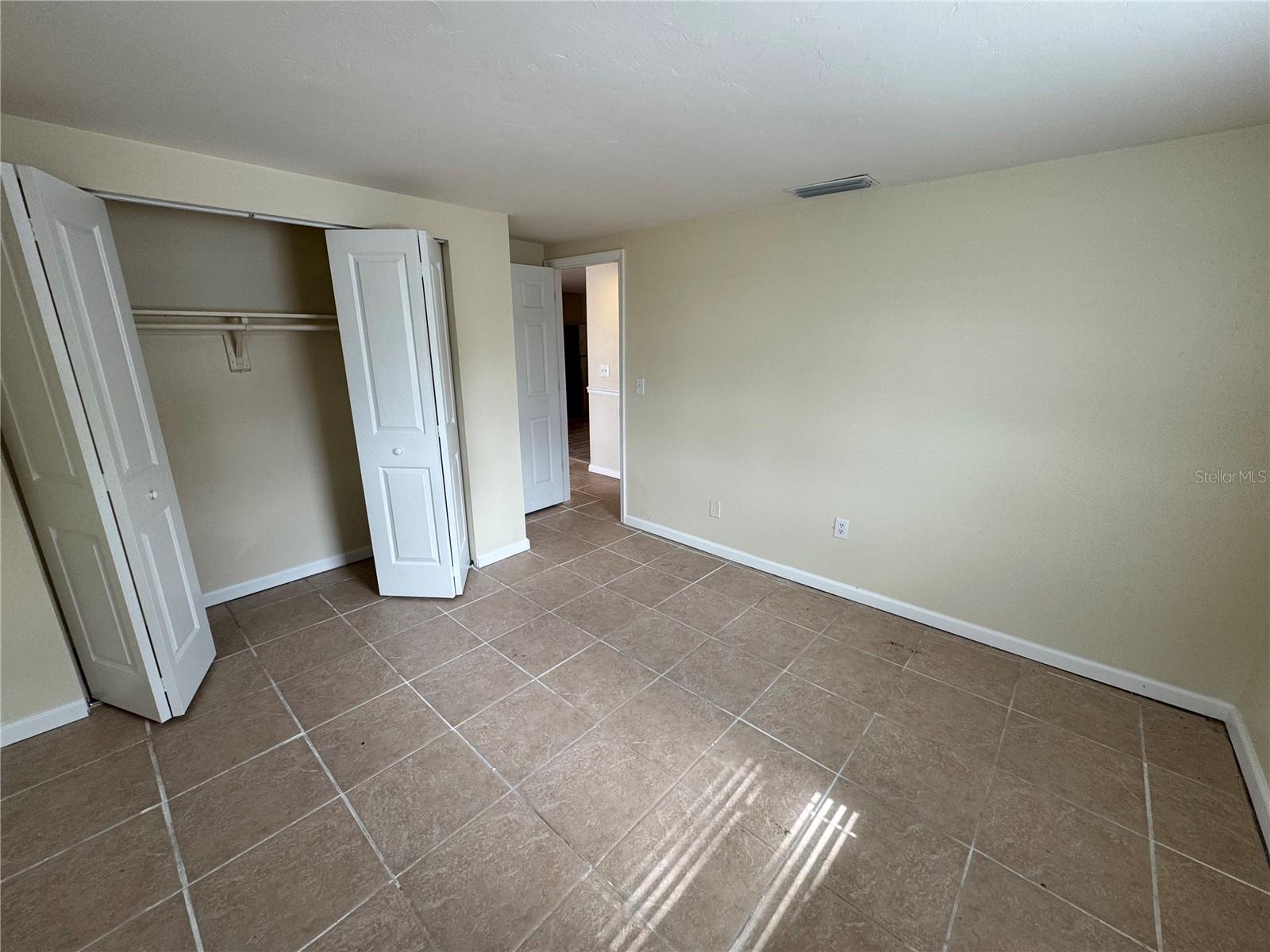 2111 FORKED CREEK DR, ENGLEWOOD, FL, 34223