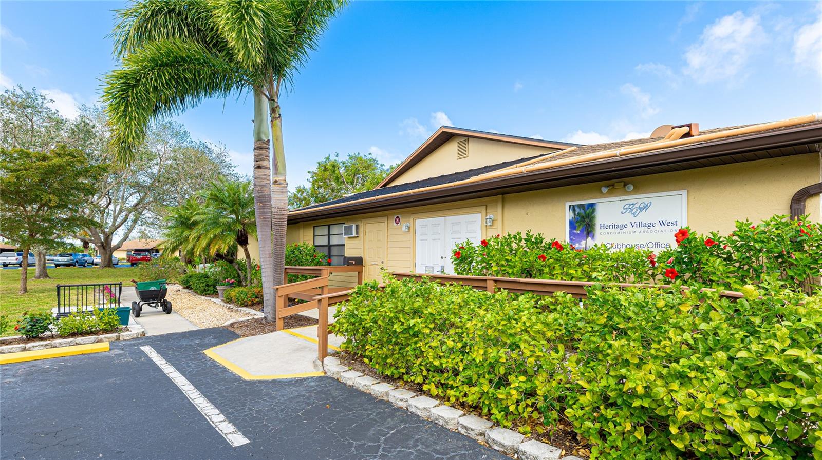 4225 66TH STREET CIR W, BRADENTON, FL, 34209