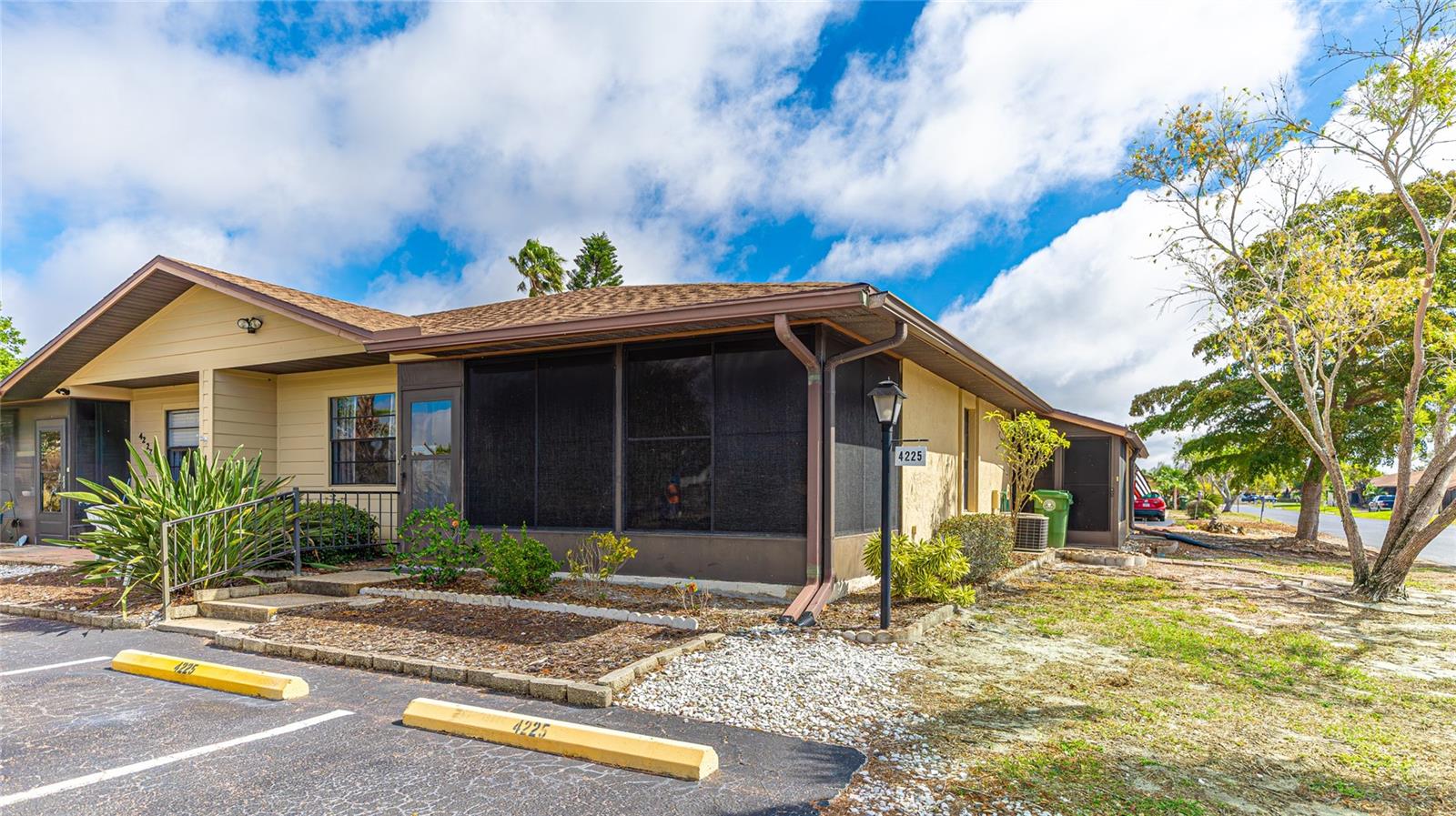 4225 66TH STREET CIR W, BRADENTON, FL, 34209