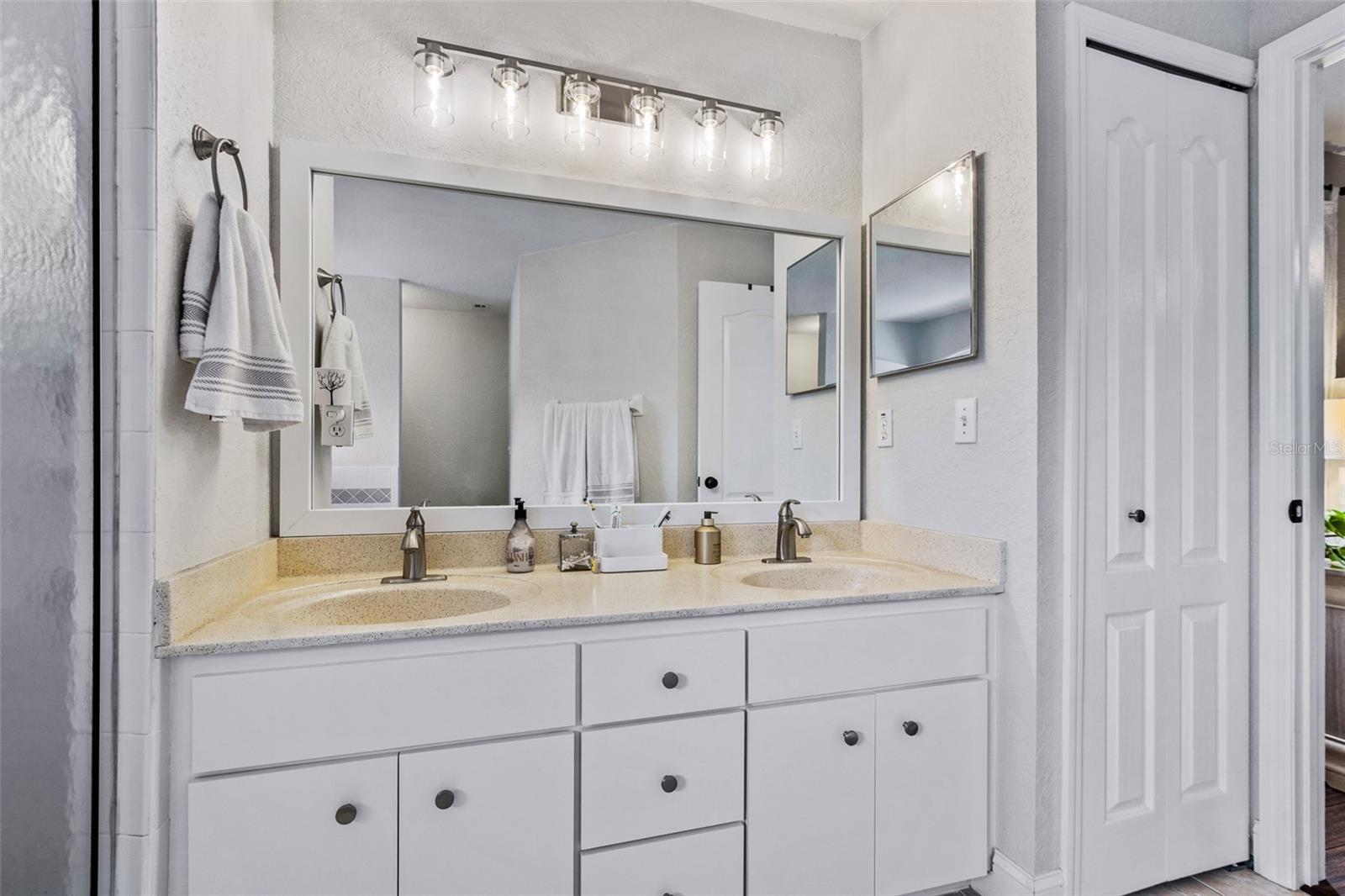 450 OAKLAND PARK BLVD, PORT ORANGE, FL, 32127