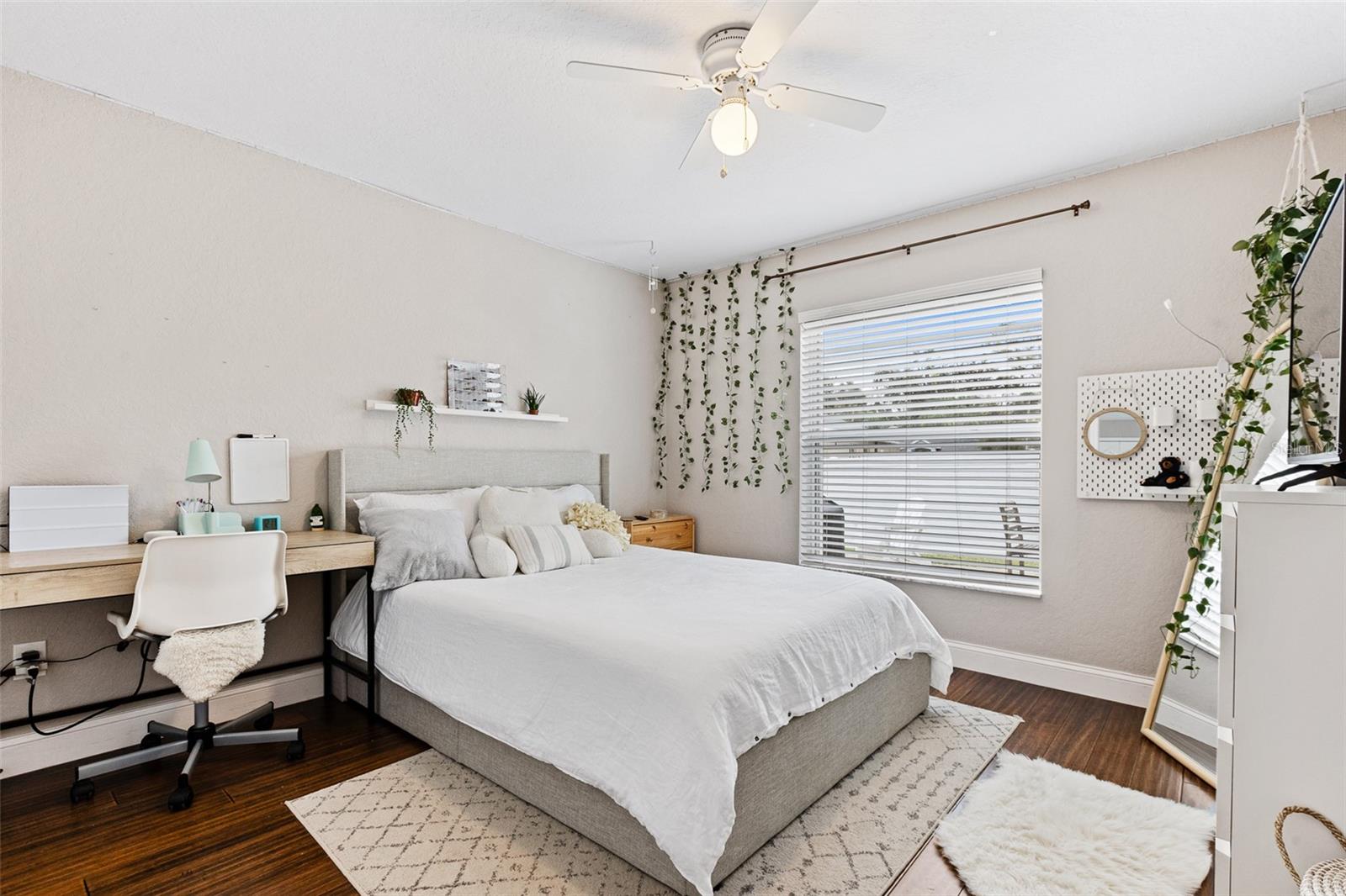 450 OAKLAND PARK BLVD, PORT ORANGE, FL, 32127