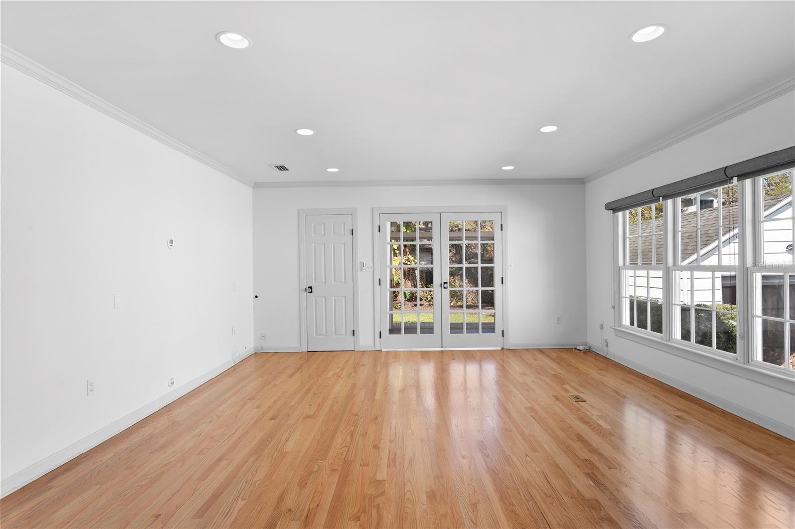 3115 W HARBOR VIEW AVE, TAMPA, FL, 33611