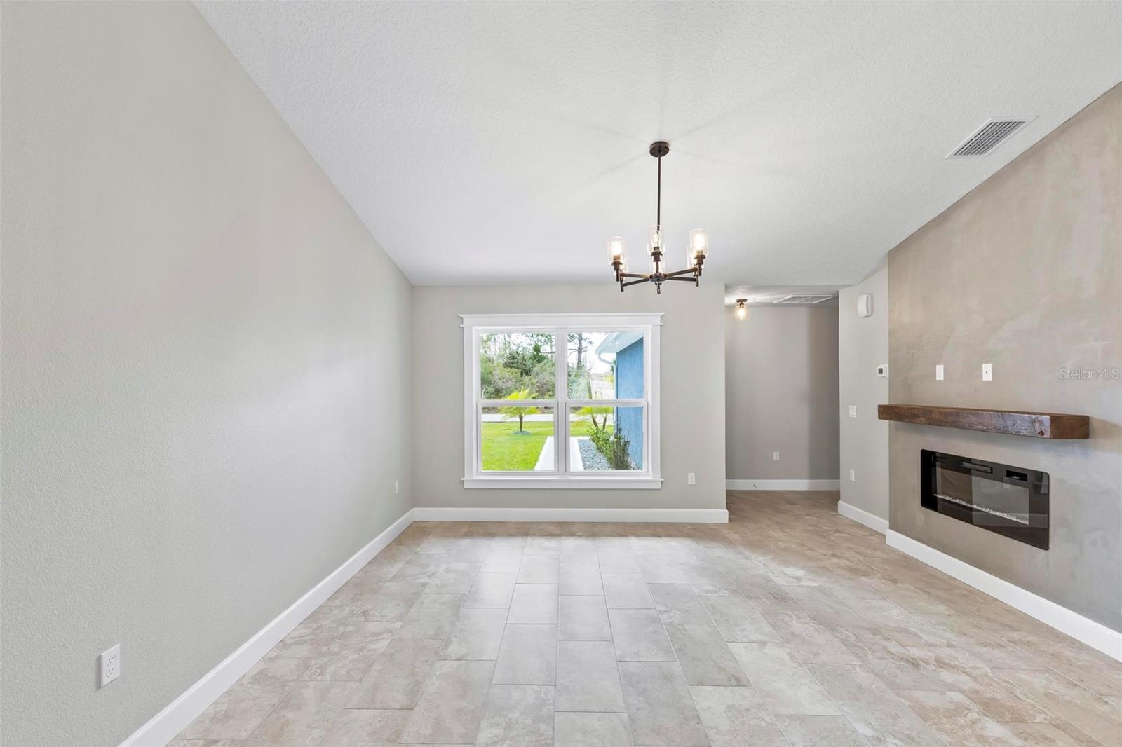 86 LARAMIE DR, PALM COAST, FL, 32137