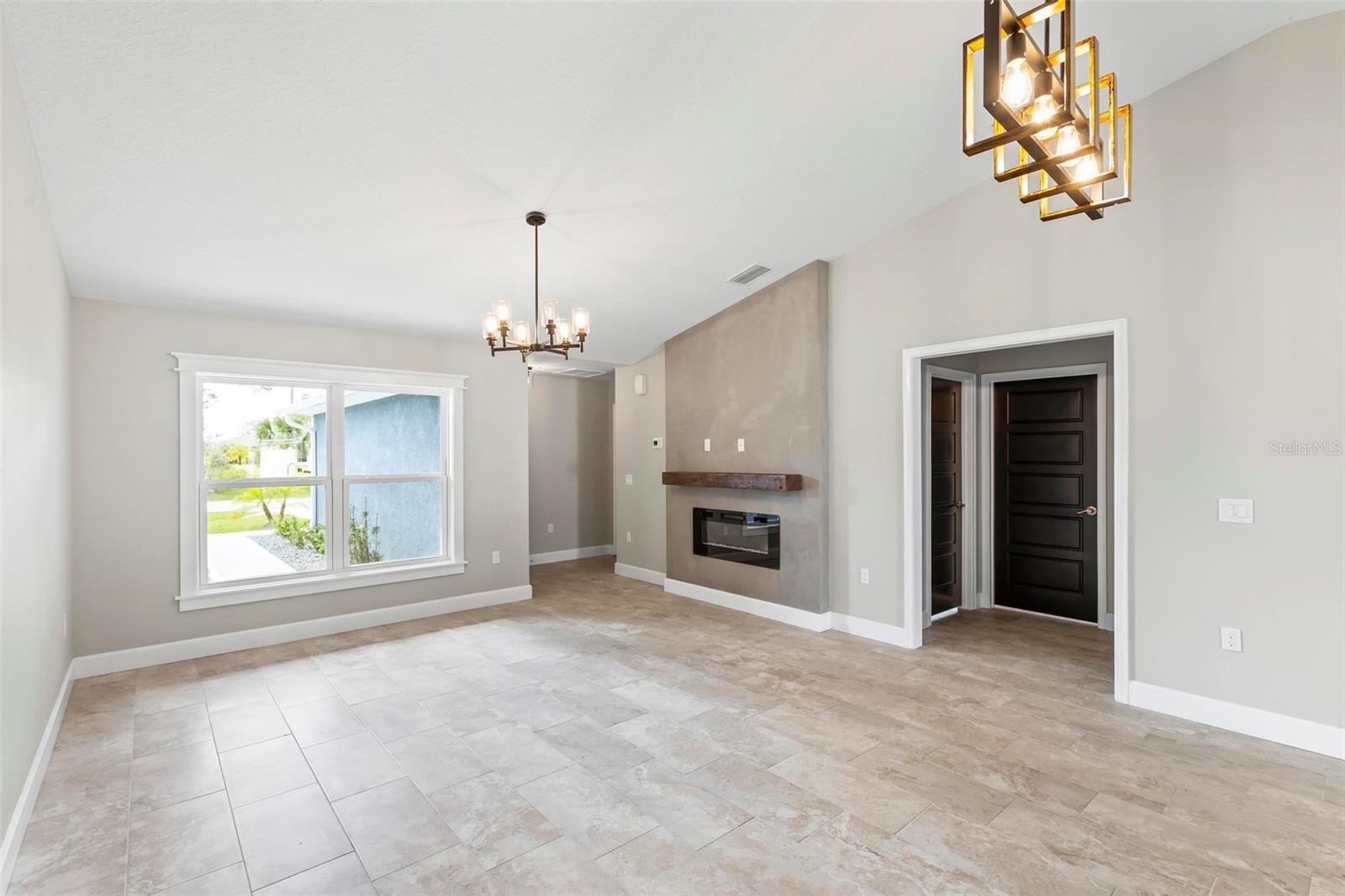 86 LARAMIE DR, PALM COAST, FL, 32137