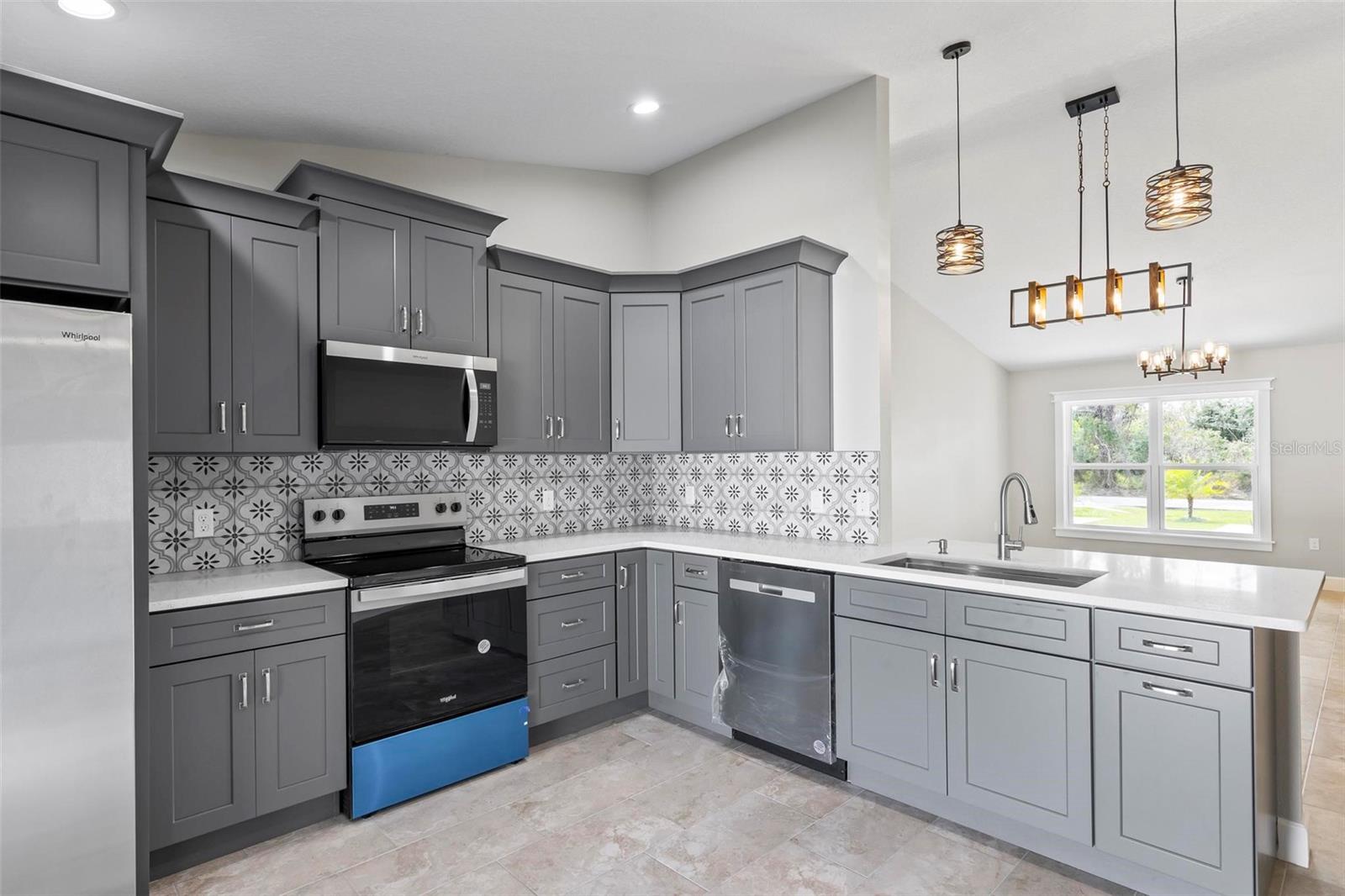 86 LARAMIE DR, PALM COAST, FL, 32137