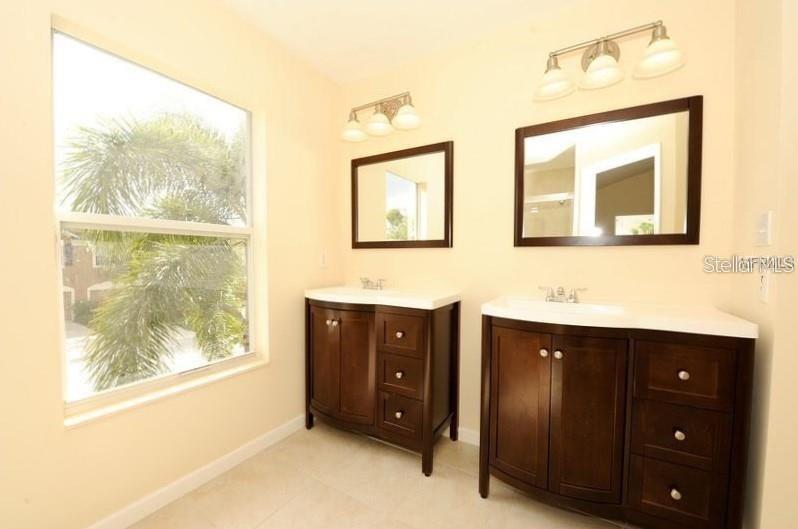 8367 72ND ST E, BRADENTON, FL, 34201