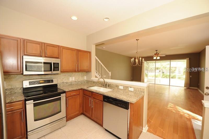 8367 72ND ST E, BRADENTON, FL, 34201