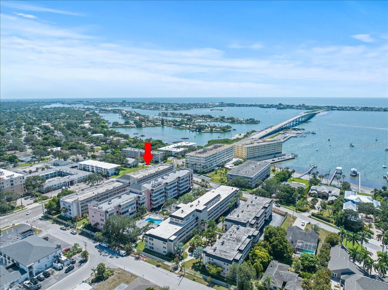131 BLUFF VIEW DR #409, BELLEAIR BLUFFS, FL, 33770