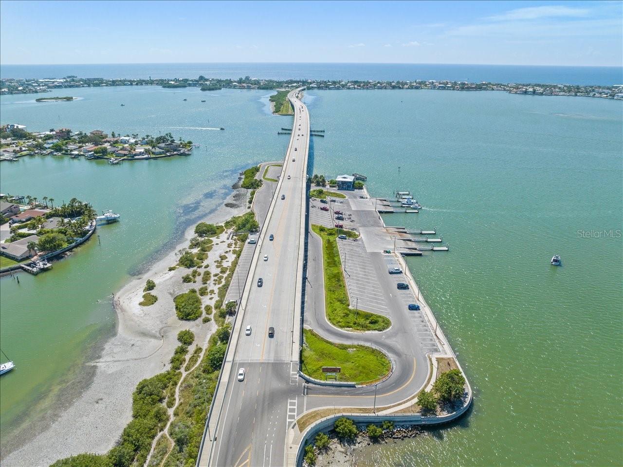 131 BLUFF VIEW DR #409, BELLEAIR BLUFFS, FL, 33770