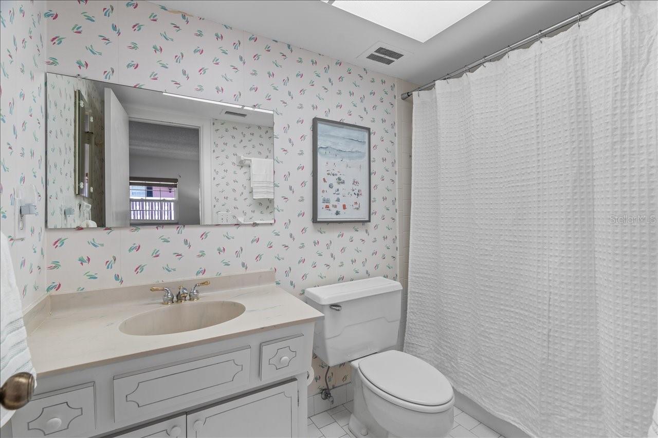 131 BLUFF VIEW DR #409, BELLEAIR BLUFFS, FL, 33770