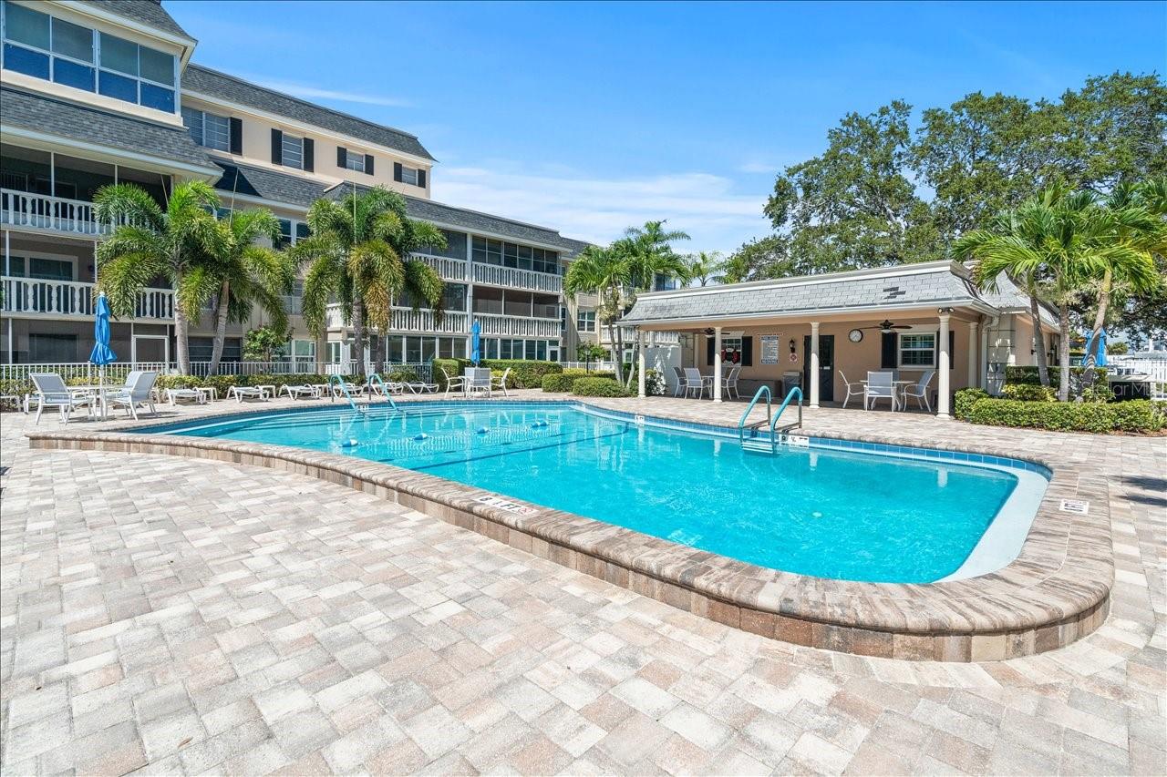 131 BLUFF VIEW DR #409, BELLEAIR BLUFFS, FL, 33770