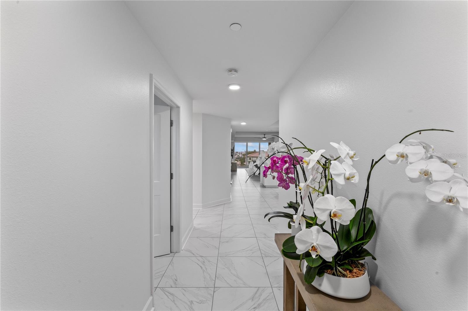 125 ISLAND WAY #404, CLEARWATER BEACH, FL, 33767