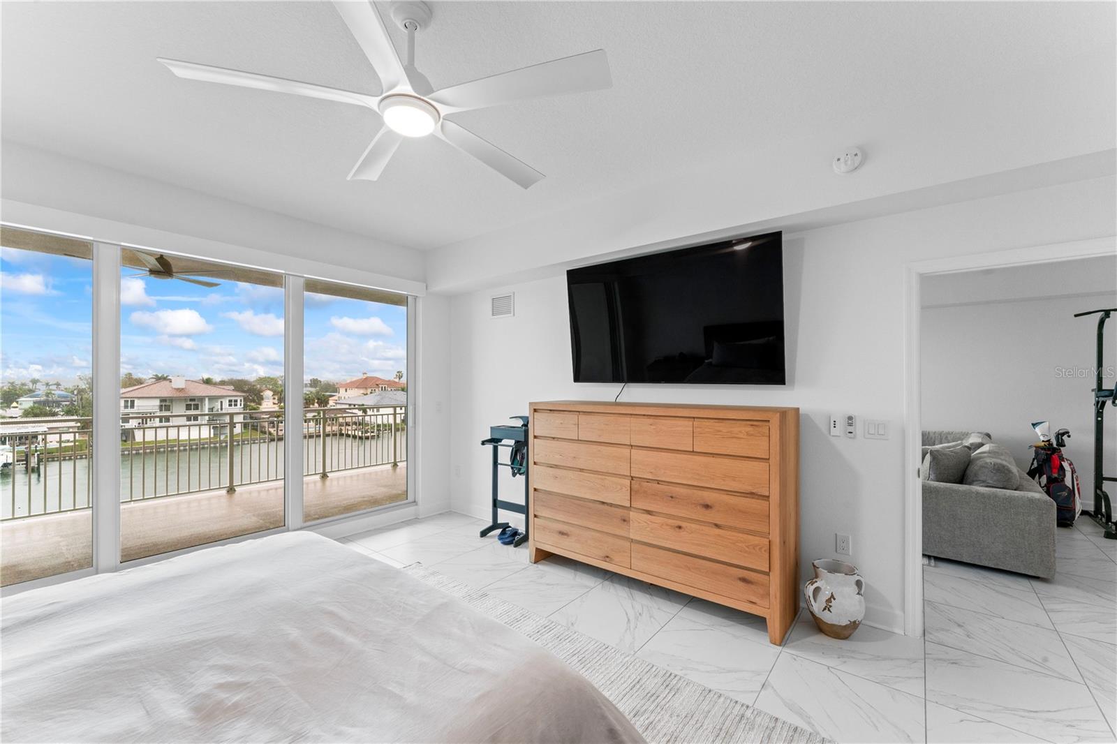 125 ISLAND WAY #404, CLEARWATER BEACH, FL, 33767