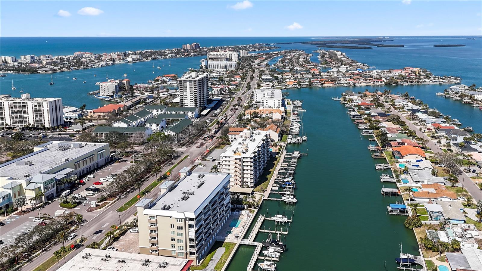 125 ISLAND WAY #404, CLEARWATER BEACH, FL, 33767