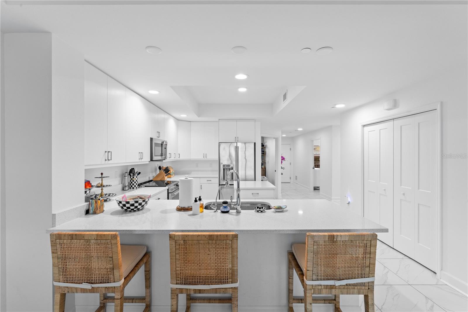 125 ISLAND WAY #404, CLEARWATER BEACH, FL, 33767
