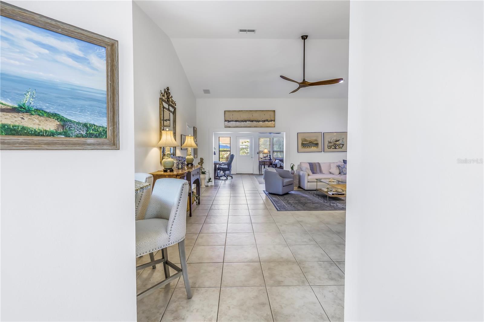992 SAN CARLOS CT NE, ST PETERSBURG, FL, 33702