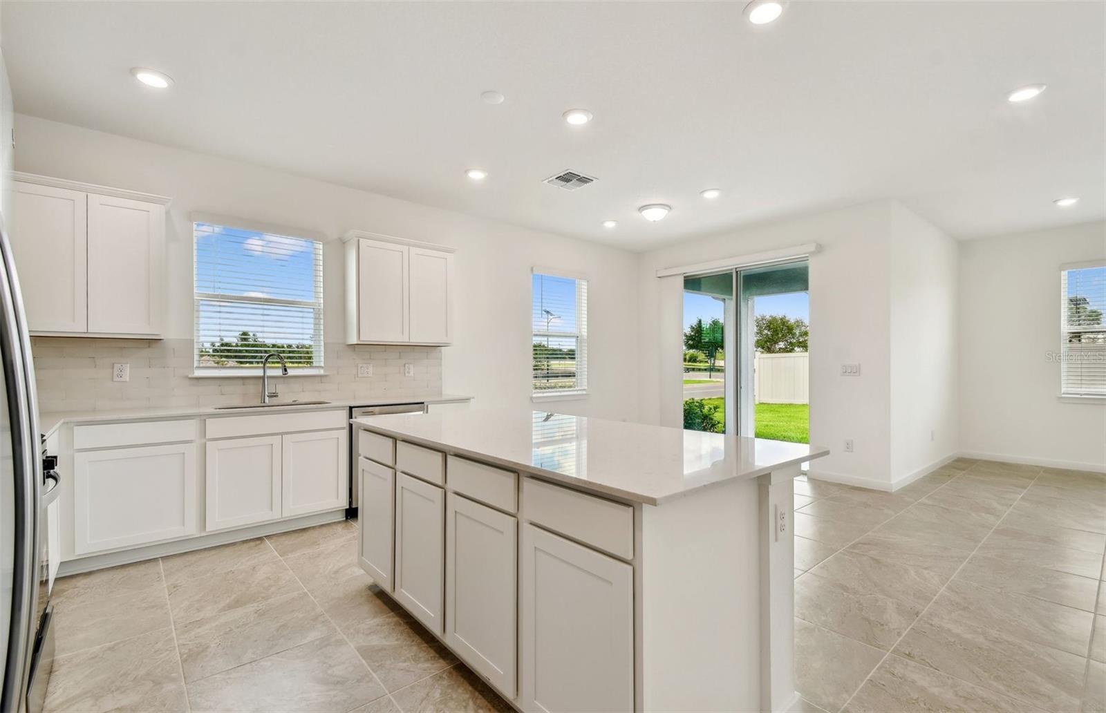 1226 MUMFORD CT, ZEPHYRHILLS, FL, 33540