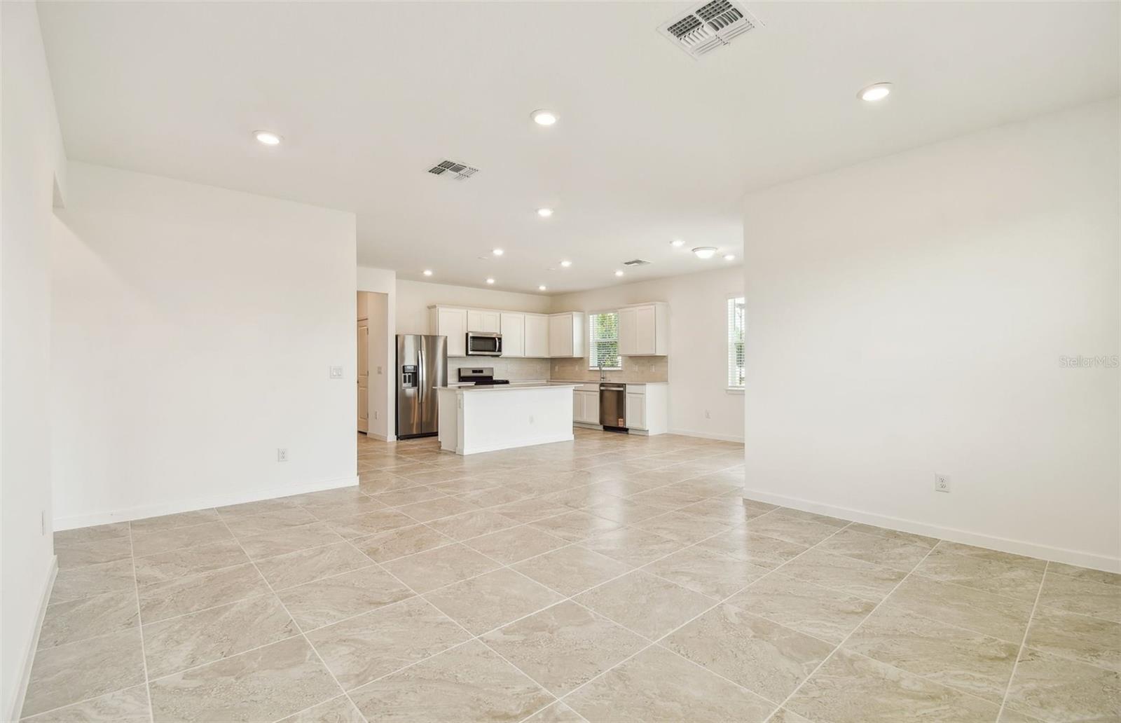 1226 MUMFORD CT, ZEPHYRHILLS, FL, 33540