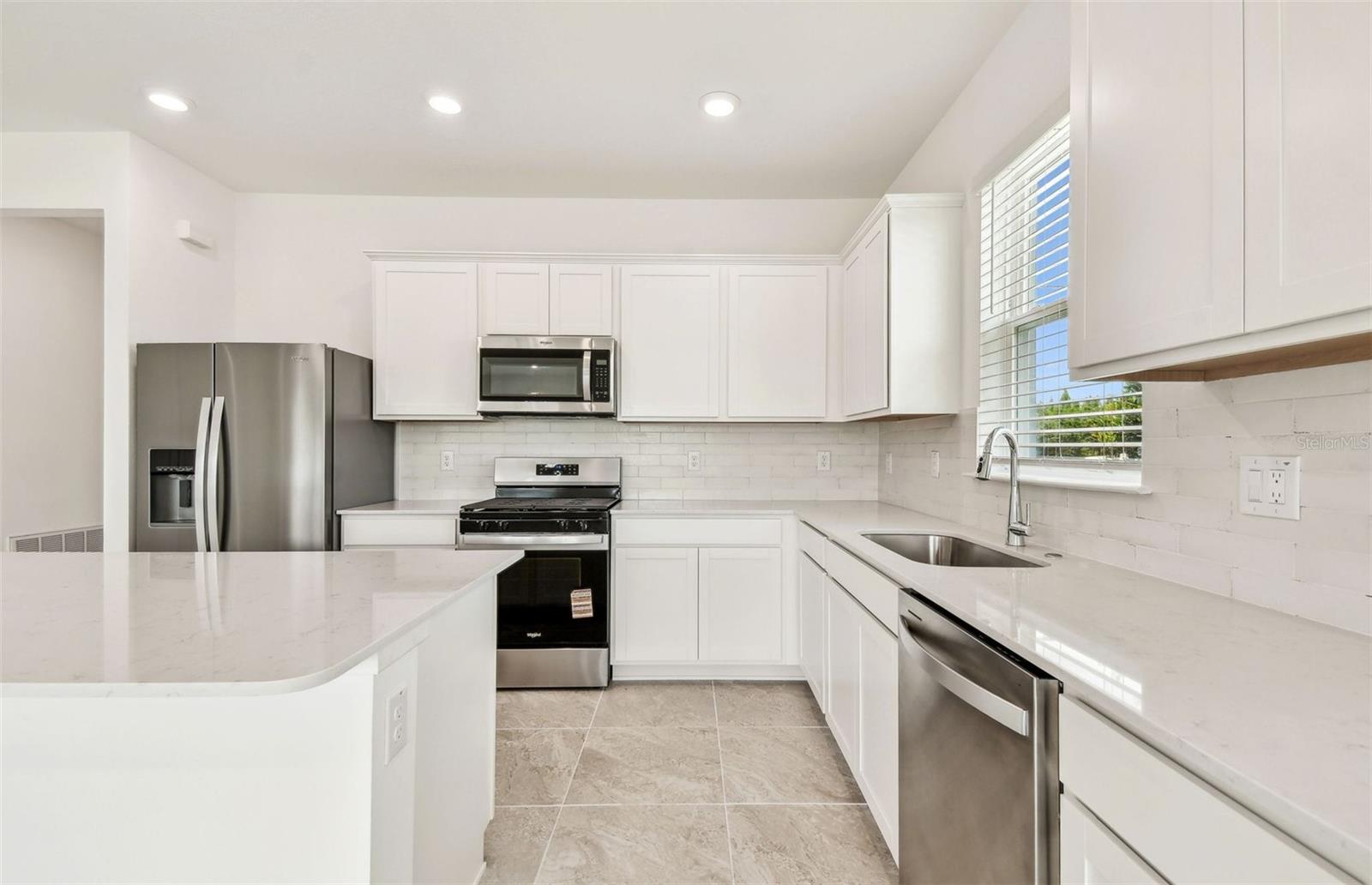 1226 MUMFORD CT, ZEPHYRHILLS, FL, 33540