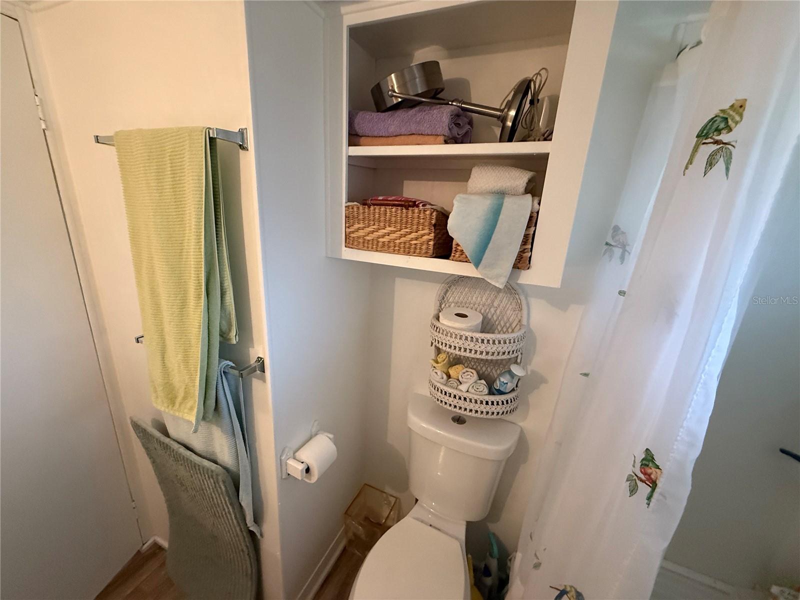 1127 BELMONT CIR, TAVARES, FL, 32778