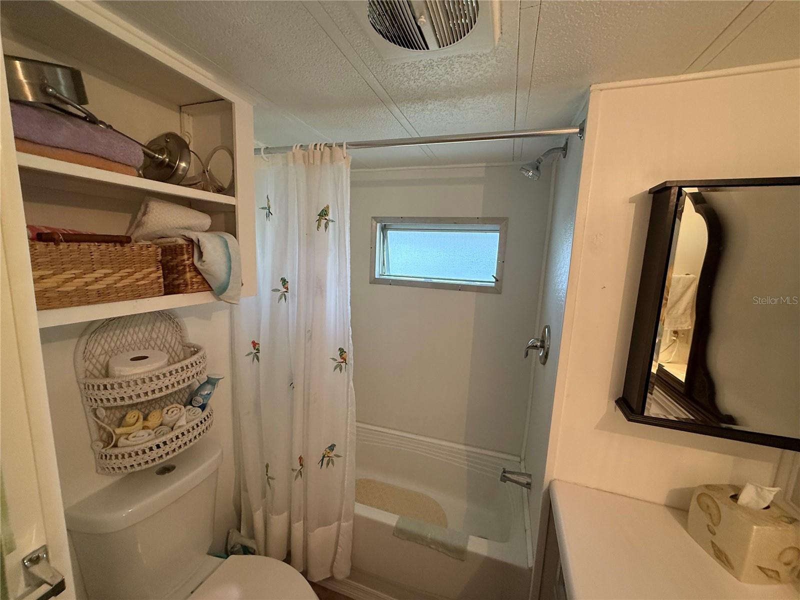 1127 BELMONT CIR, TAVARES, FL, 32778