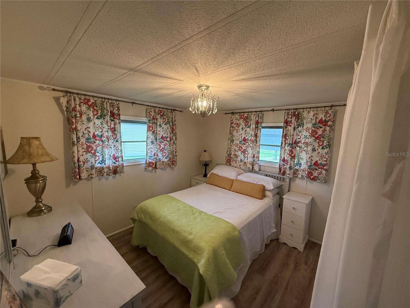 1127 BELMONT CIR, TAVARES, FL, 32778