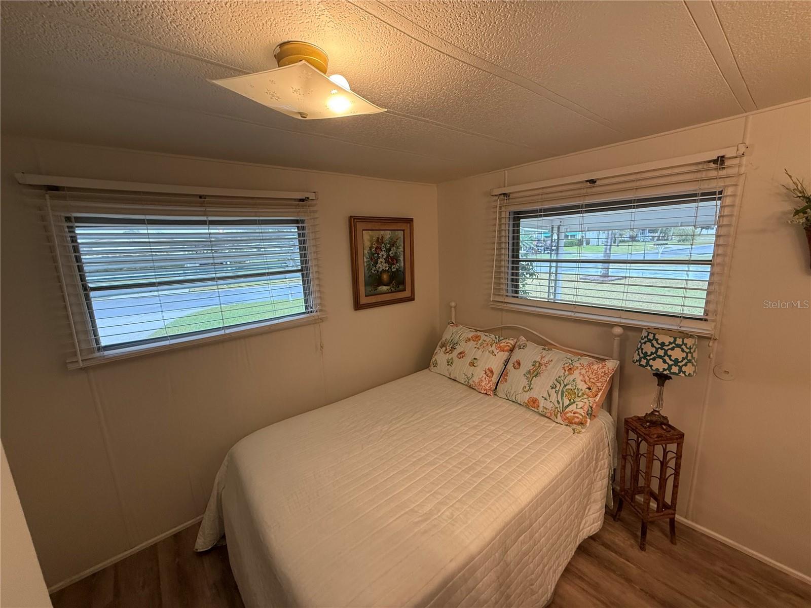 1127 BELMONT CIR, TAVARES, FL, 32778