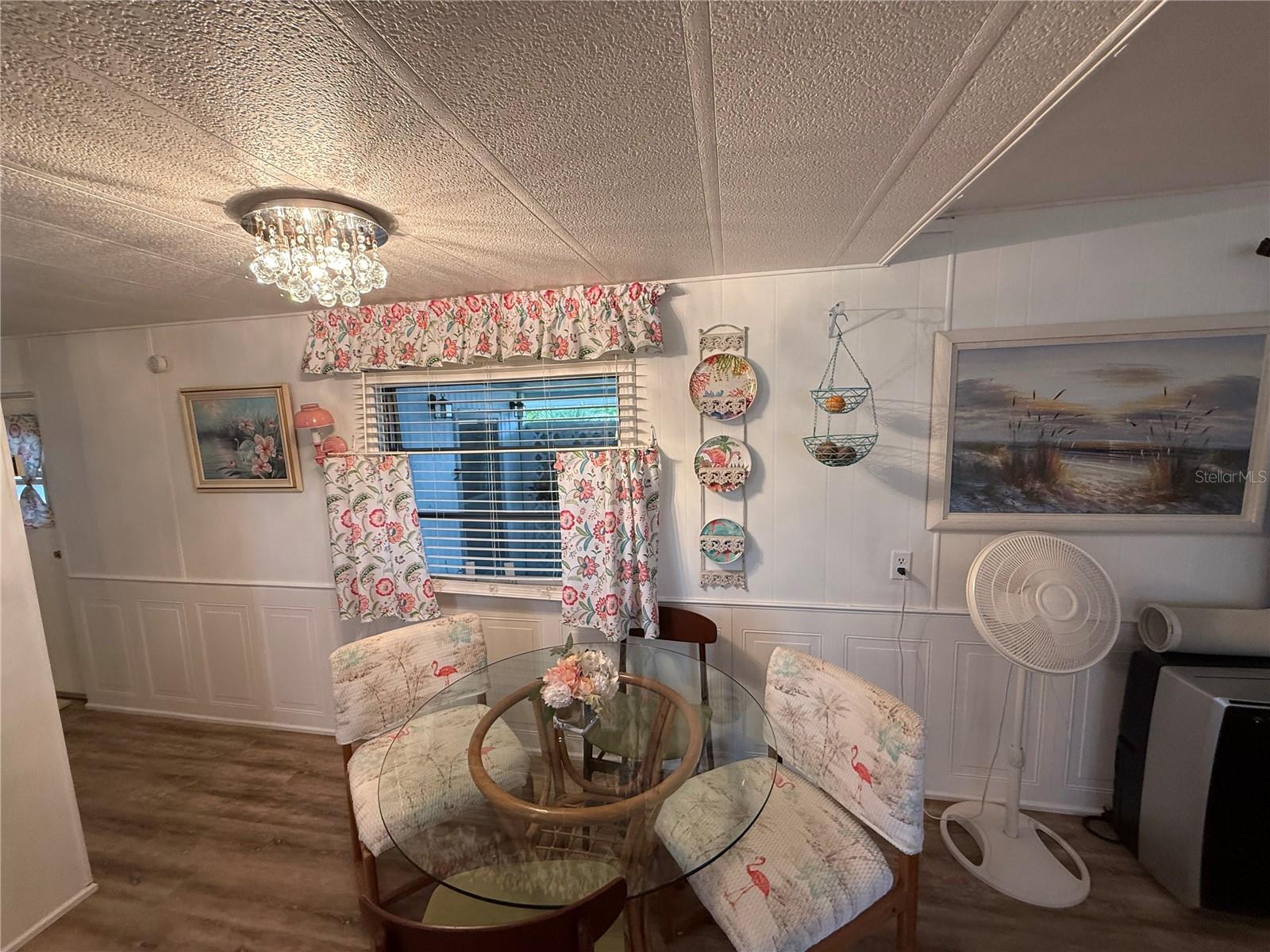 1127 BELMONT CIR, TAVARES, FL, 32778