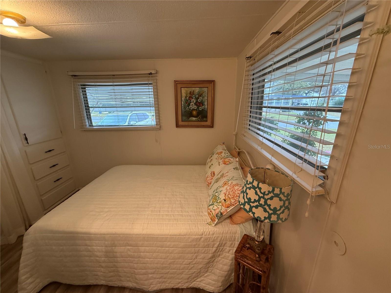 1127 BELMONT CIR, TAVARES, FL, 32778