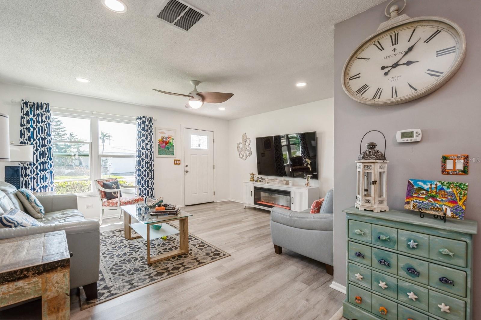 3715 98TH AVE N #3, PINELLAS PARK, FL, 33782