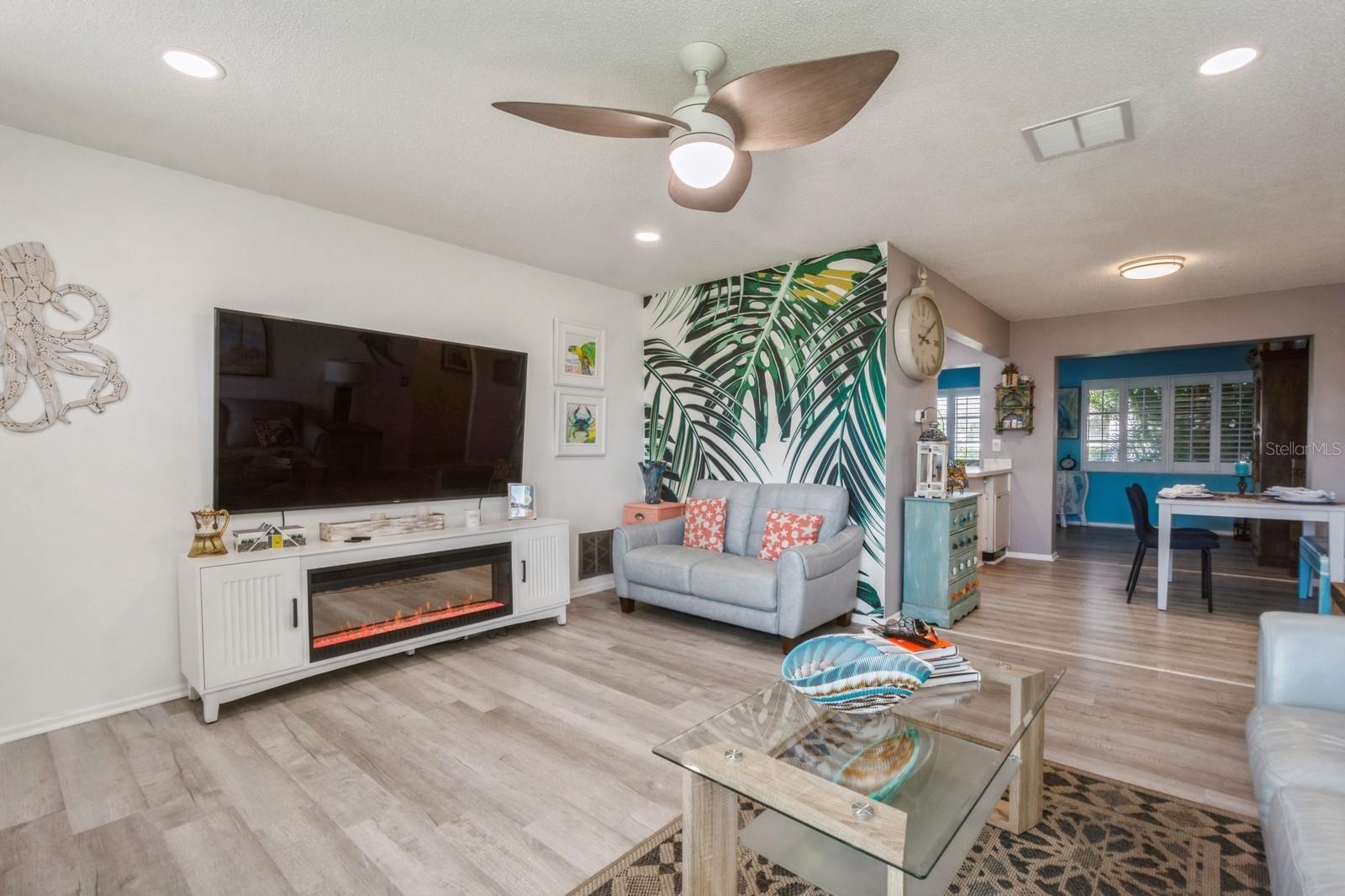 3715 98TH AVE N #3, PINELLAS PARK, FL, 33782