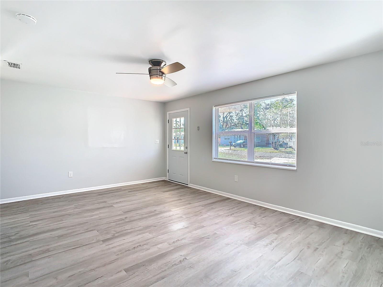 39051 MANOR DR, ZEPHYRHILLS, FL, 33542