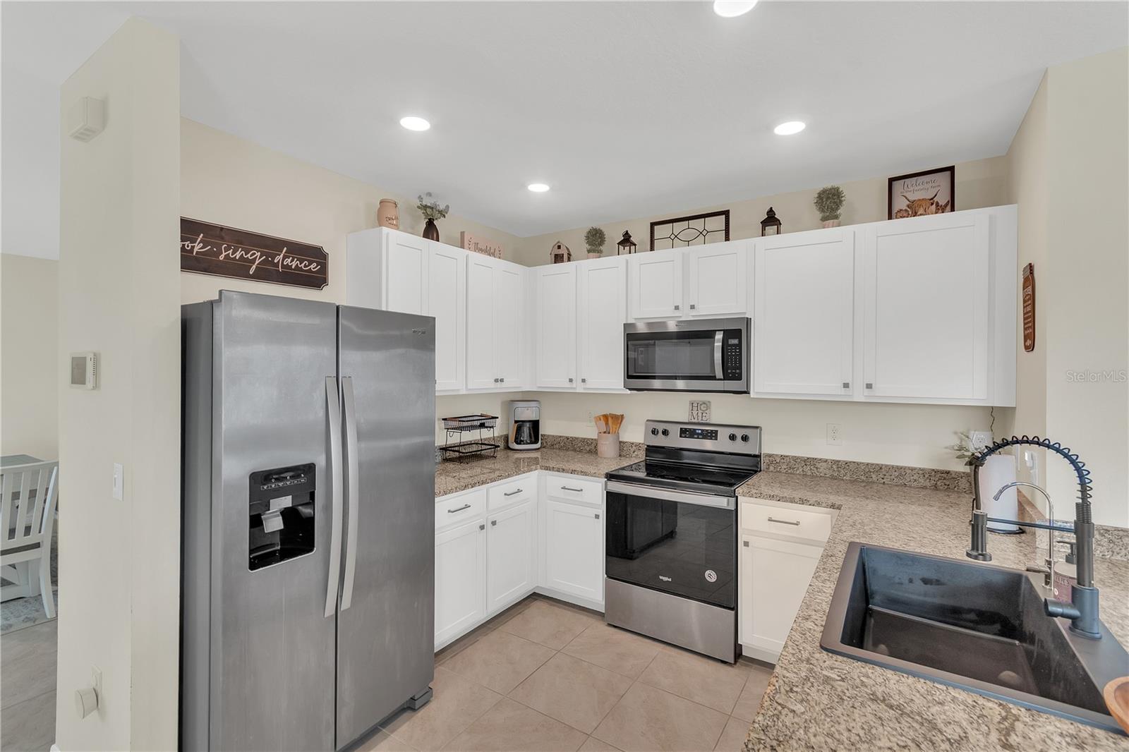 10864 PENNY GALE LOOP, SAN ANTONIO, FL, 33576
