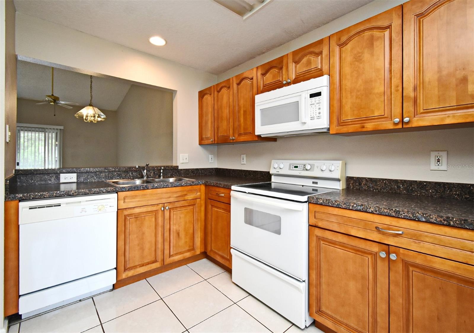 2190 CYPRESS BAY BLVD, KISSIMMEE, FL, 34743
