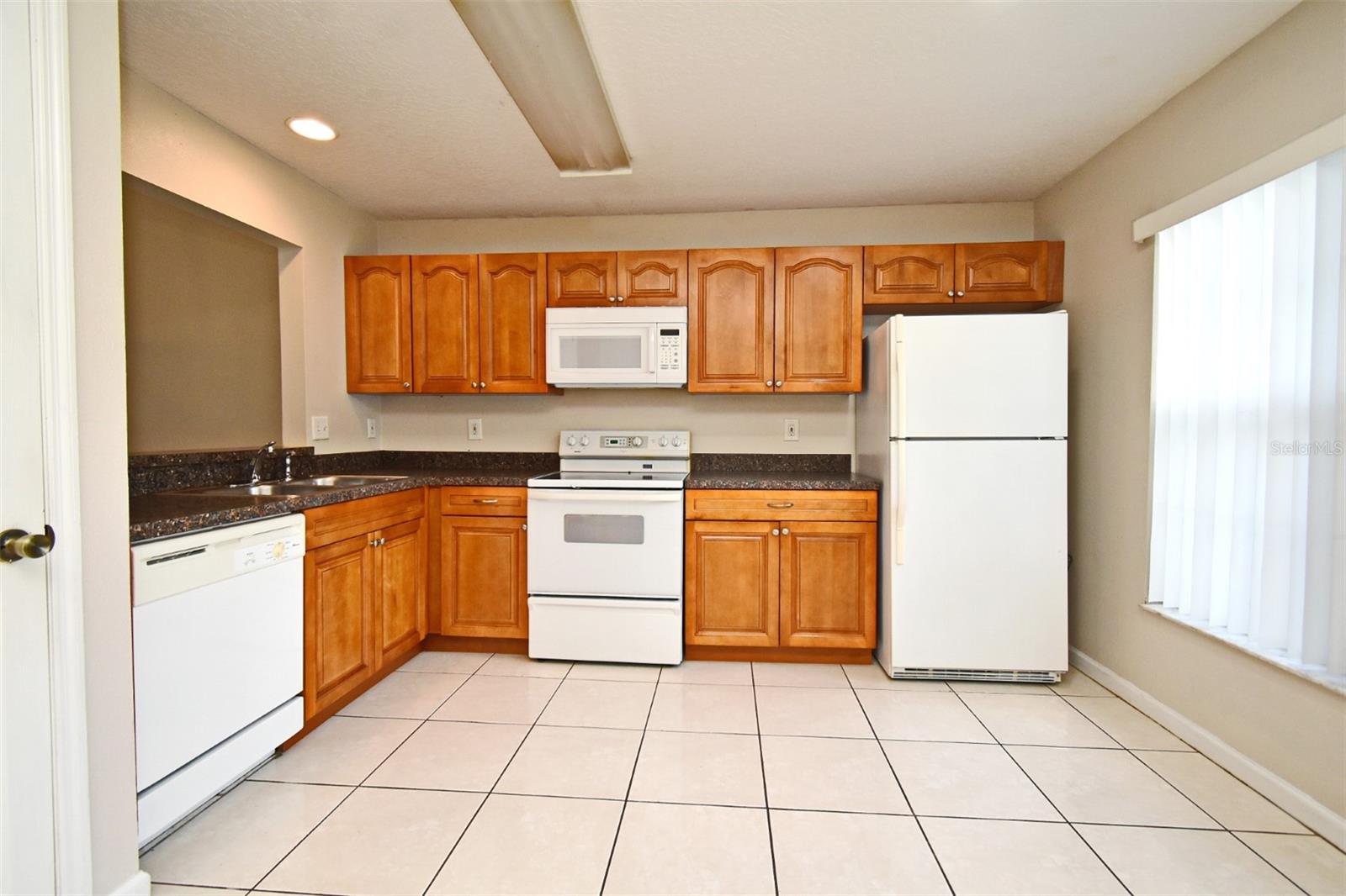 2190 CYPRESS BAY BLVD, KISSIMMEE, FL, 34743