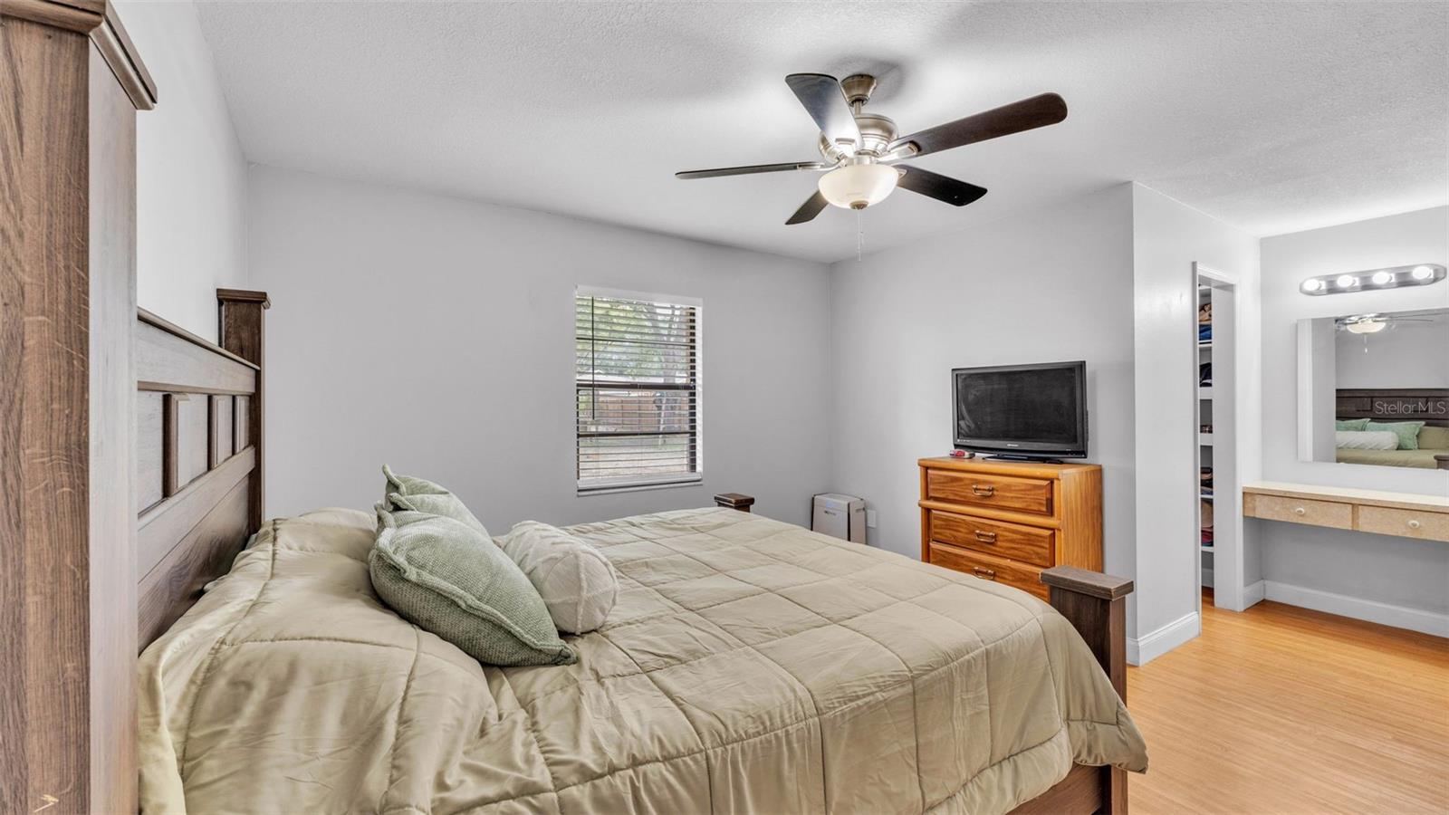 2330 PETERSON RD, LAKELAND, FL, 33812