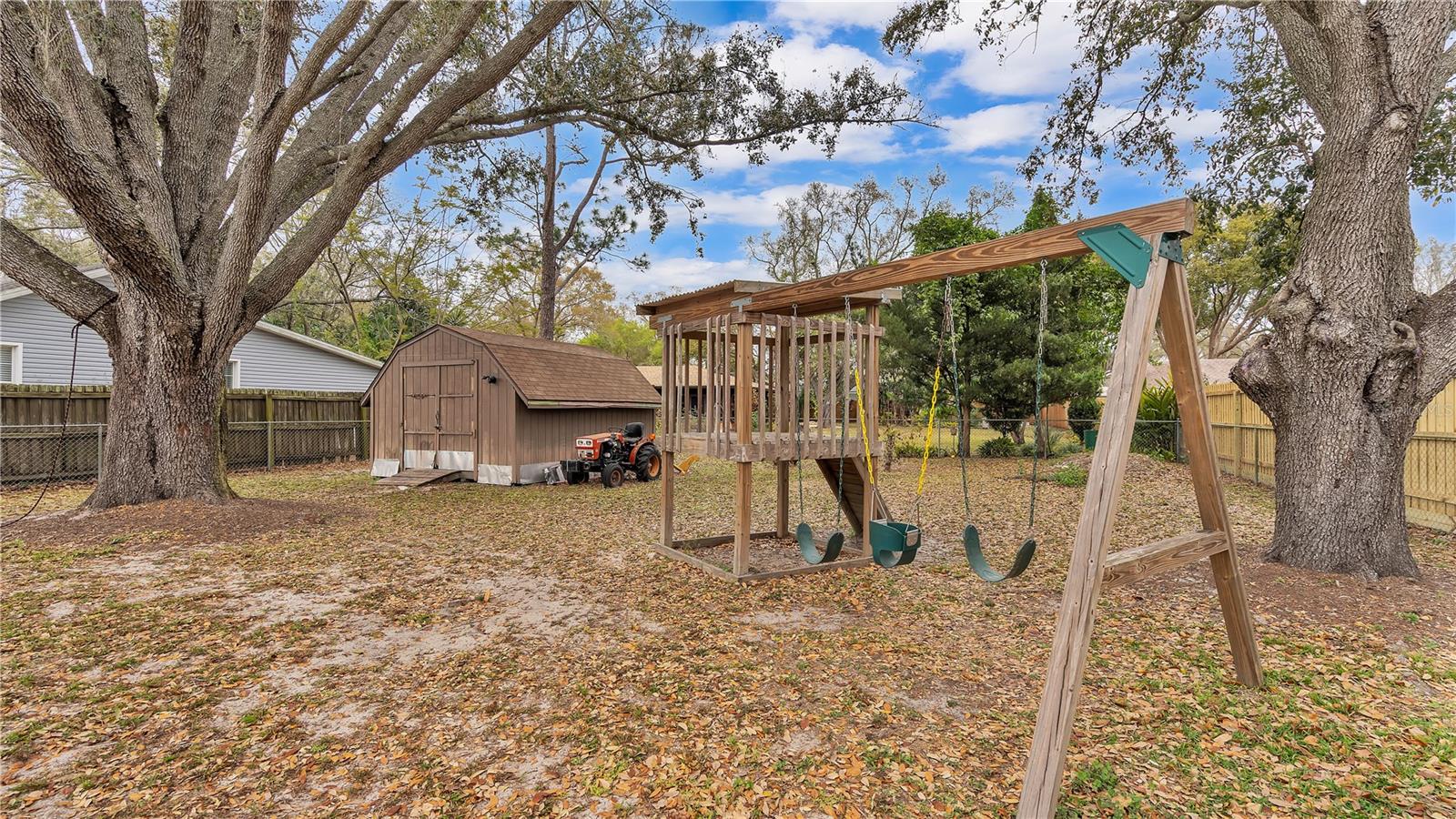 2330 PETERSON RD, LAKELAND, FL, 33812