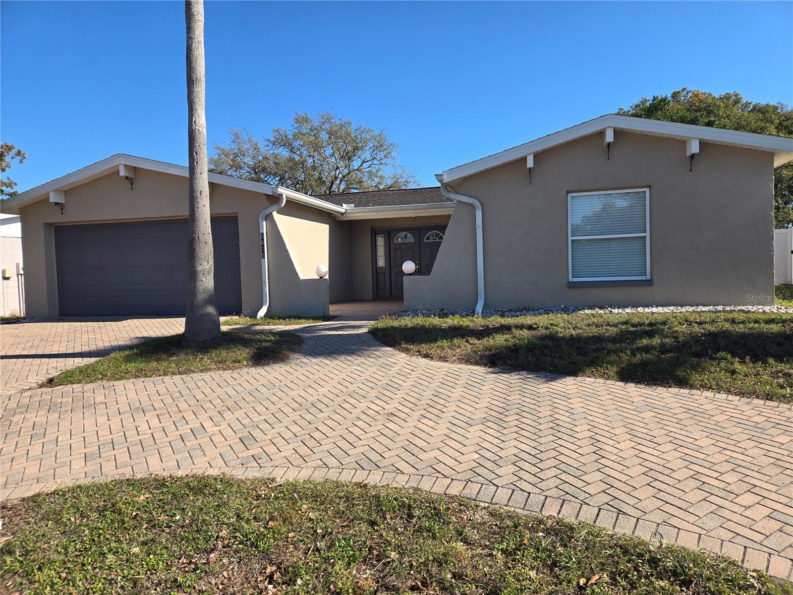 8615 NEWTON DR, PORT RICHEY, FL, 34668