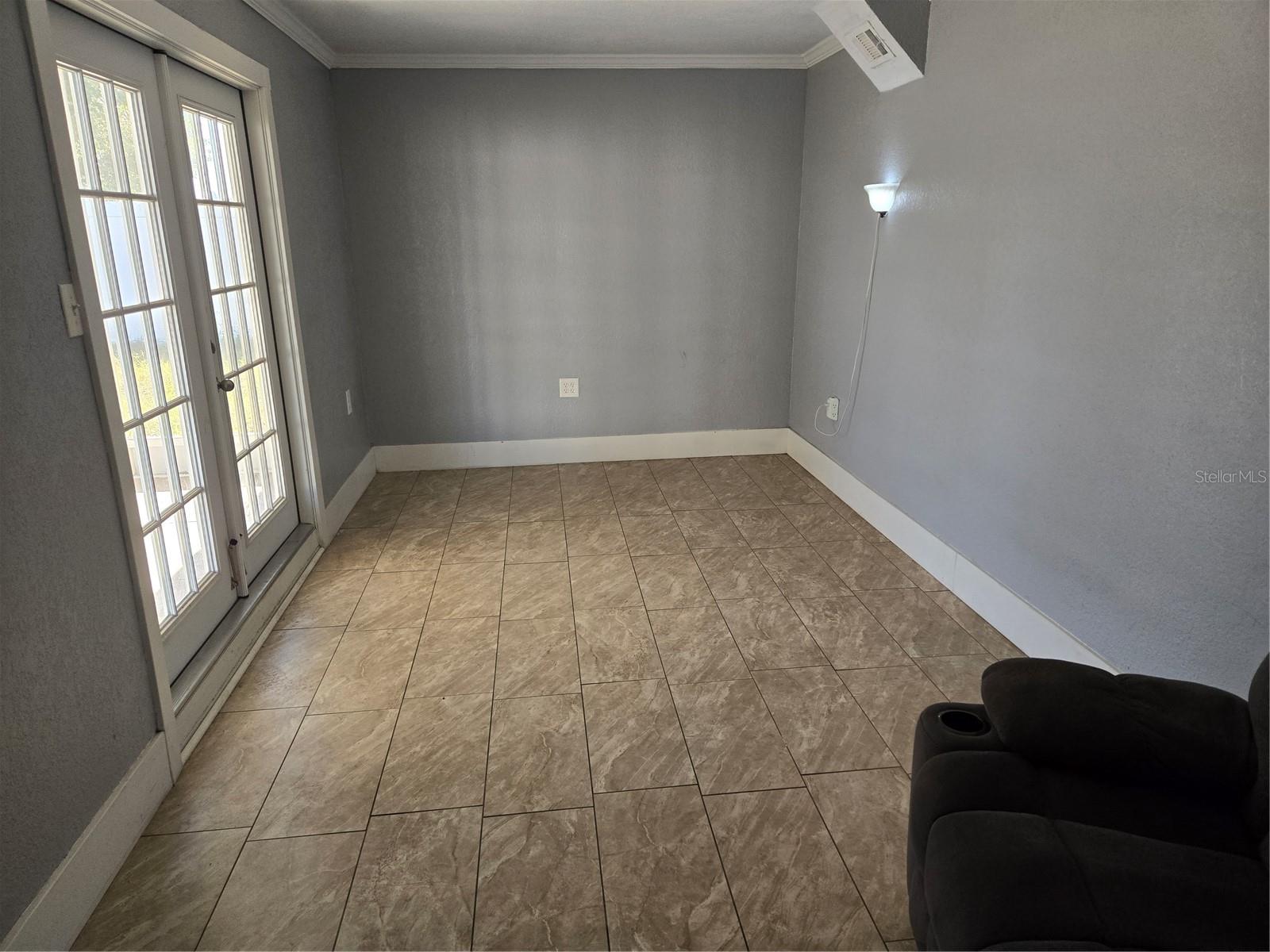 8615 NEWTON DR, PORT RICHEY, FL, 34668