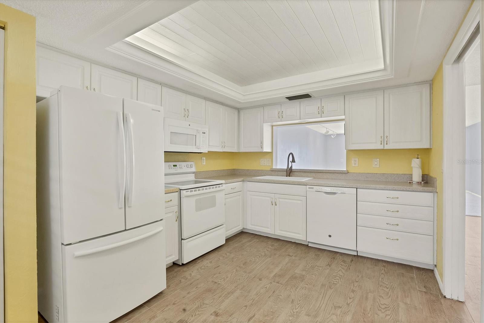6430 SUN EAGLE LN #103, BRADENTON, FL, 34210