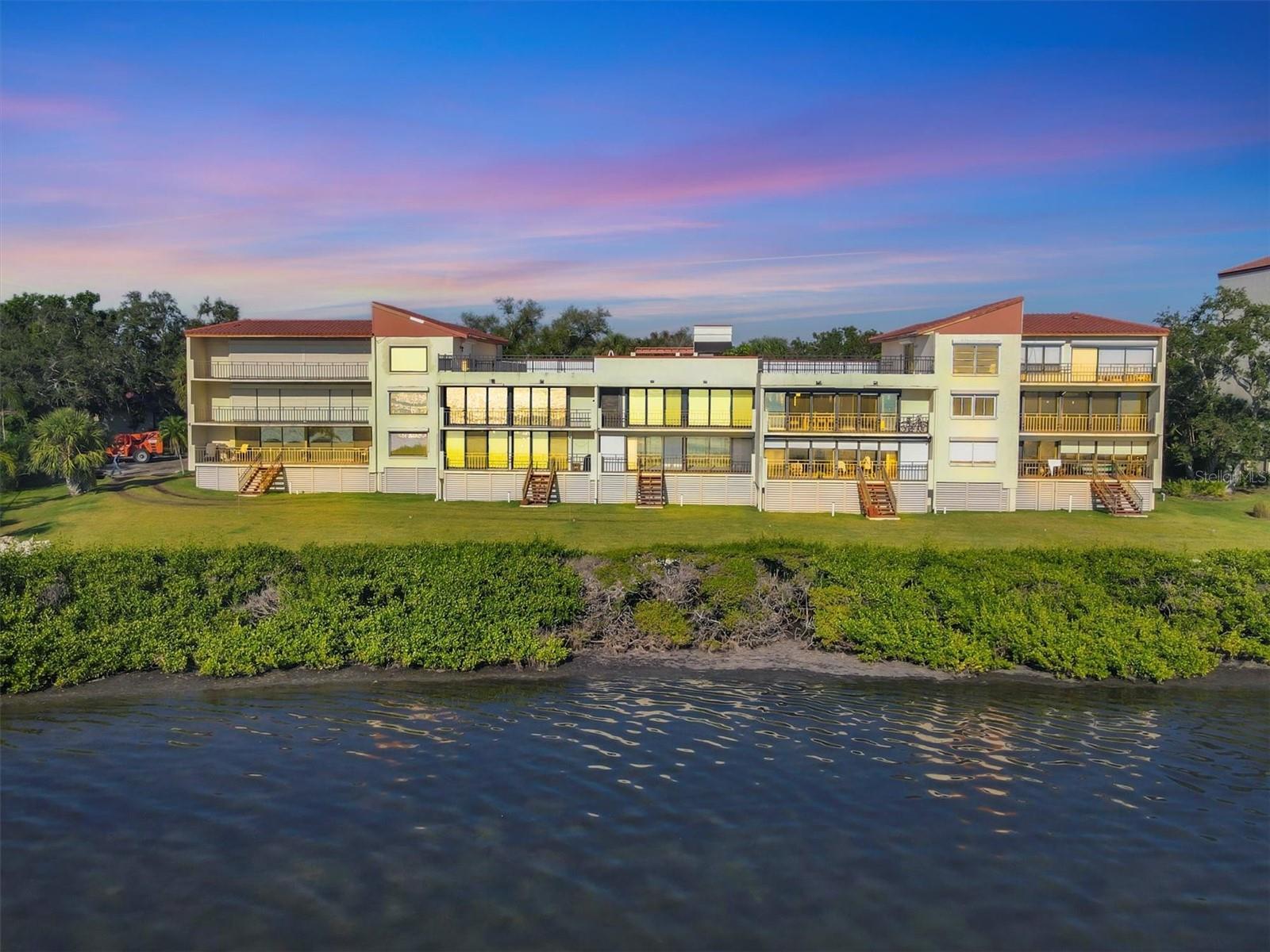 6430 SUN EAGLE LN #103, BRADENTON, FL, 34210