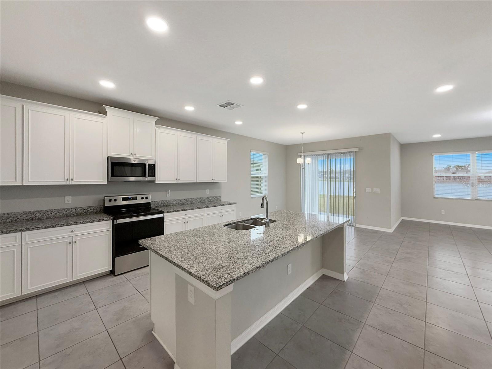 3129 MARINE GRASS DR, WIMAUMA, FL, 33598