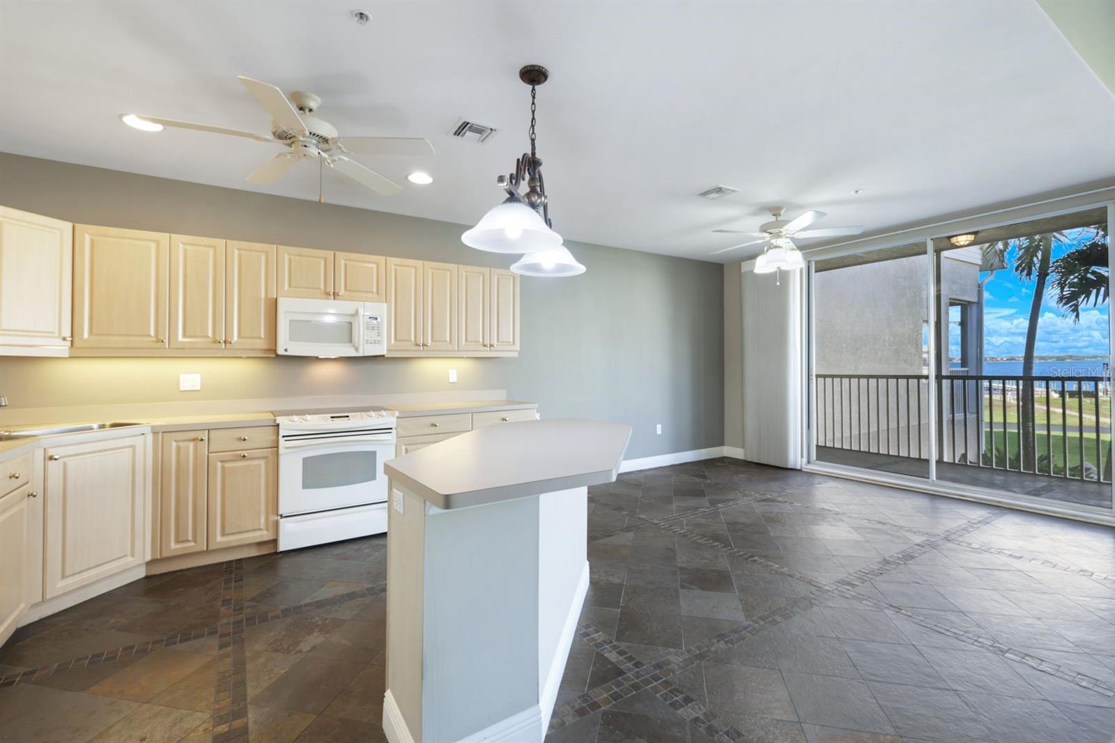 3623 EDGEWOOD AVE, FORT MYERS, FL, 33916