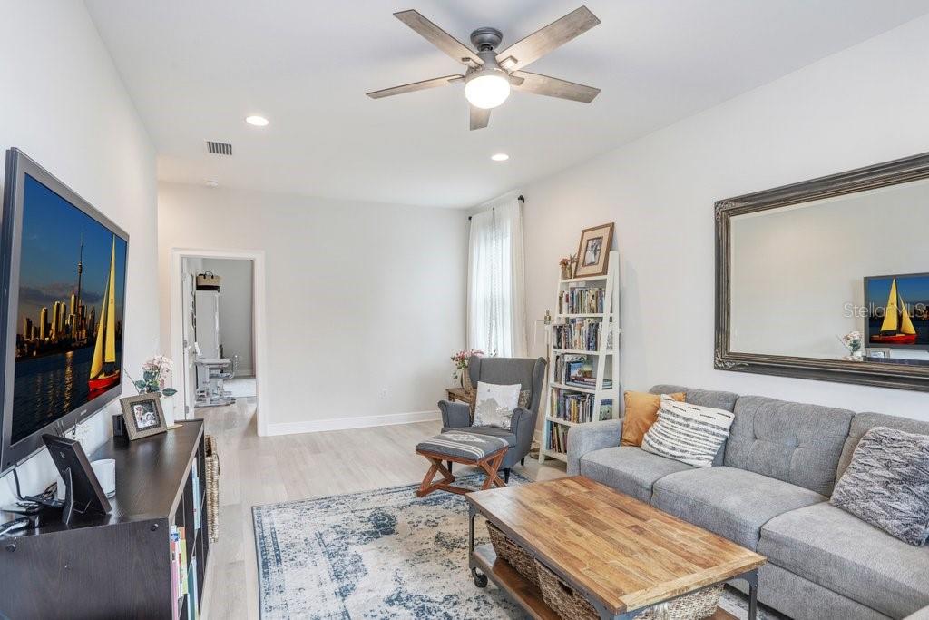 2301 S CHURCH AVE, TAMPA, FL, 33629
