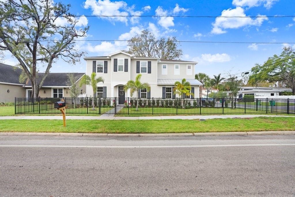 2301 S CHURCH AVE, TAMPA, FL, 33629