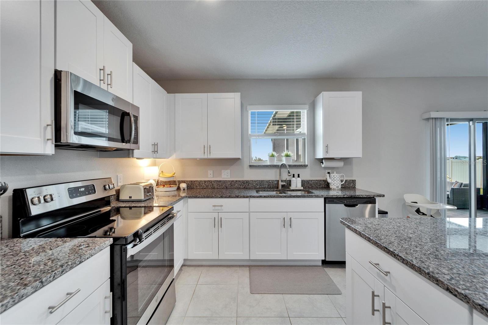 8658 PARSONS HILL BLVD, WESLEY CHAPEL, FL, 33545