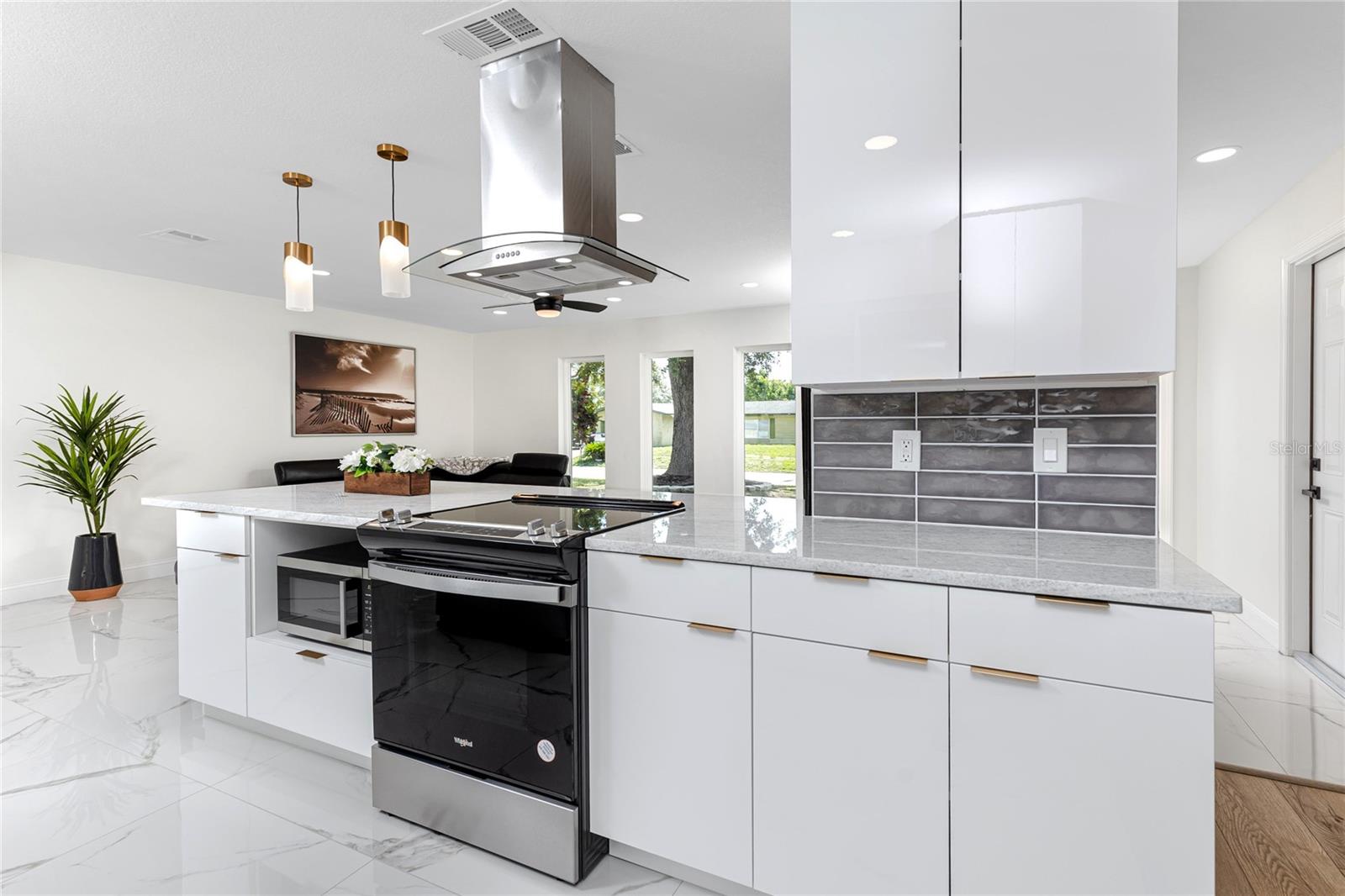 1100 WEBB DR, CLEARWATER, FL, 33755