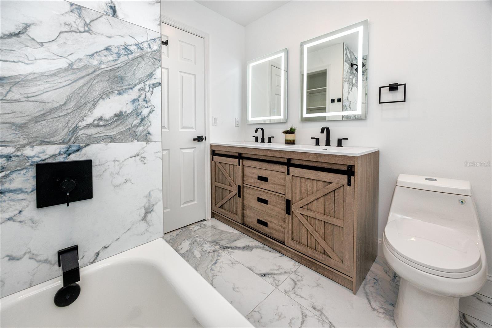 1100 WEBB DR, CLEARWATER, FL, 33755