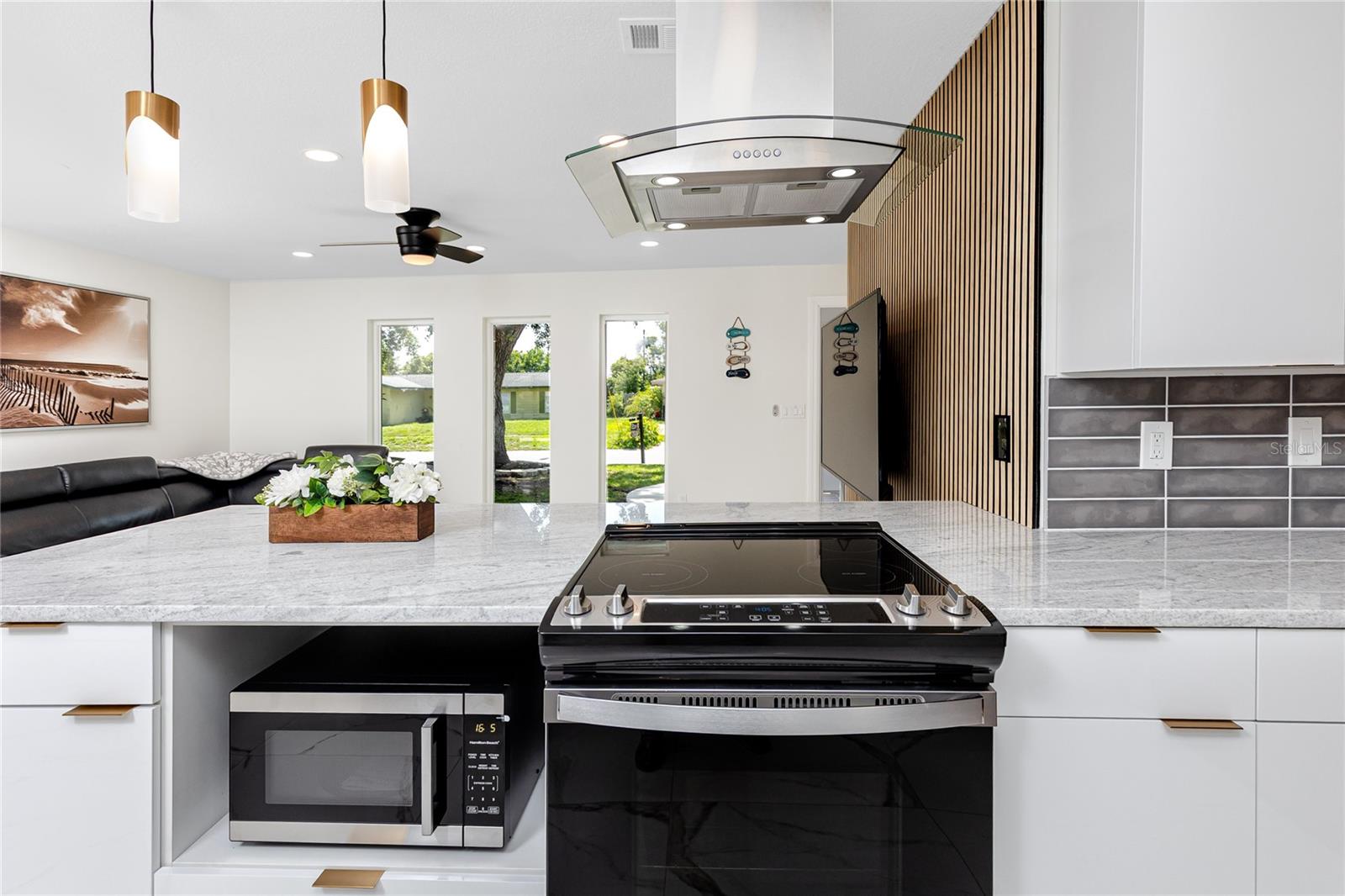 1100 WEBB DR, CLEARWATER, FL, 33755
